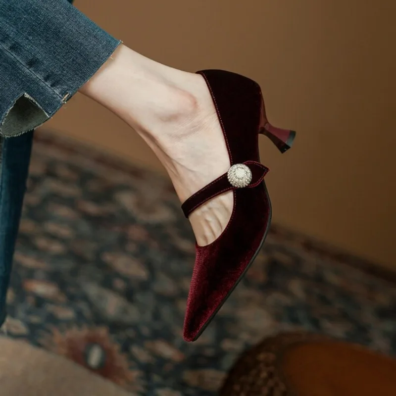 Vinho tinto apontou toe mary j - Women Shoes With Heels avaliação e preço