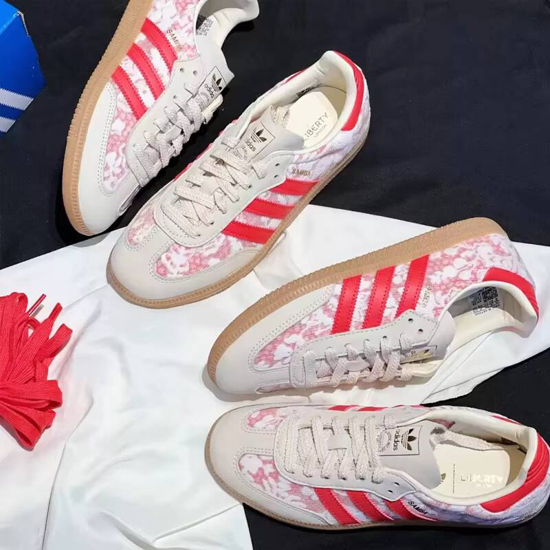 Tênis Feminino Rosa com Estamp - Women'S Shoes Pink Adidas avaliação e preço